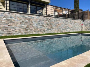 Fully renovated villa SEA VIEW, Pool, Aircon
